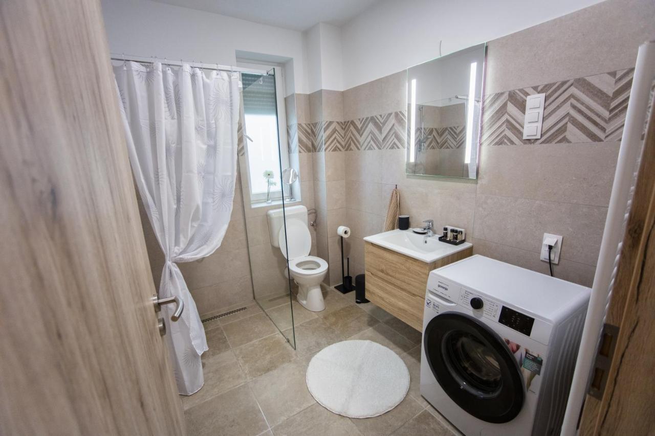 Forest Luxory Ii. Apartman Sárvár Extérieur photo
